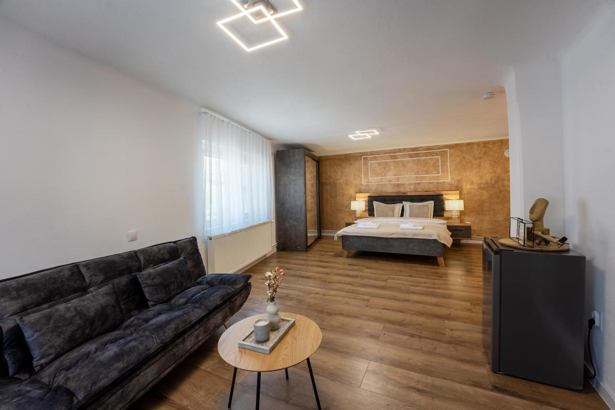 Central House By Amelie Sighişoara Exteriér fotografie